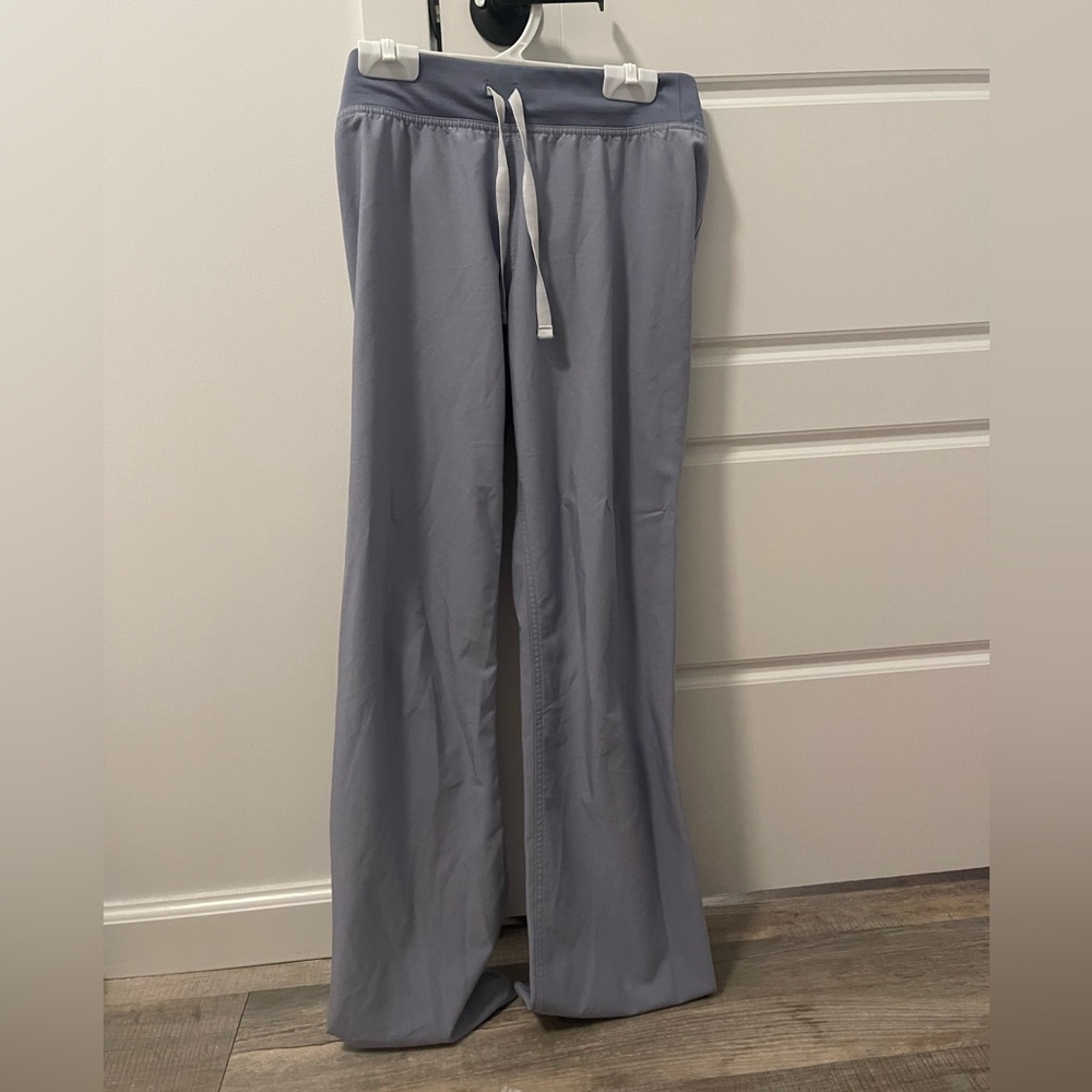 FIGS SET: Livingston XS bottom + Casma 3 pocket S top
